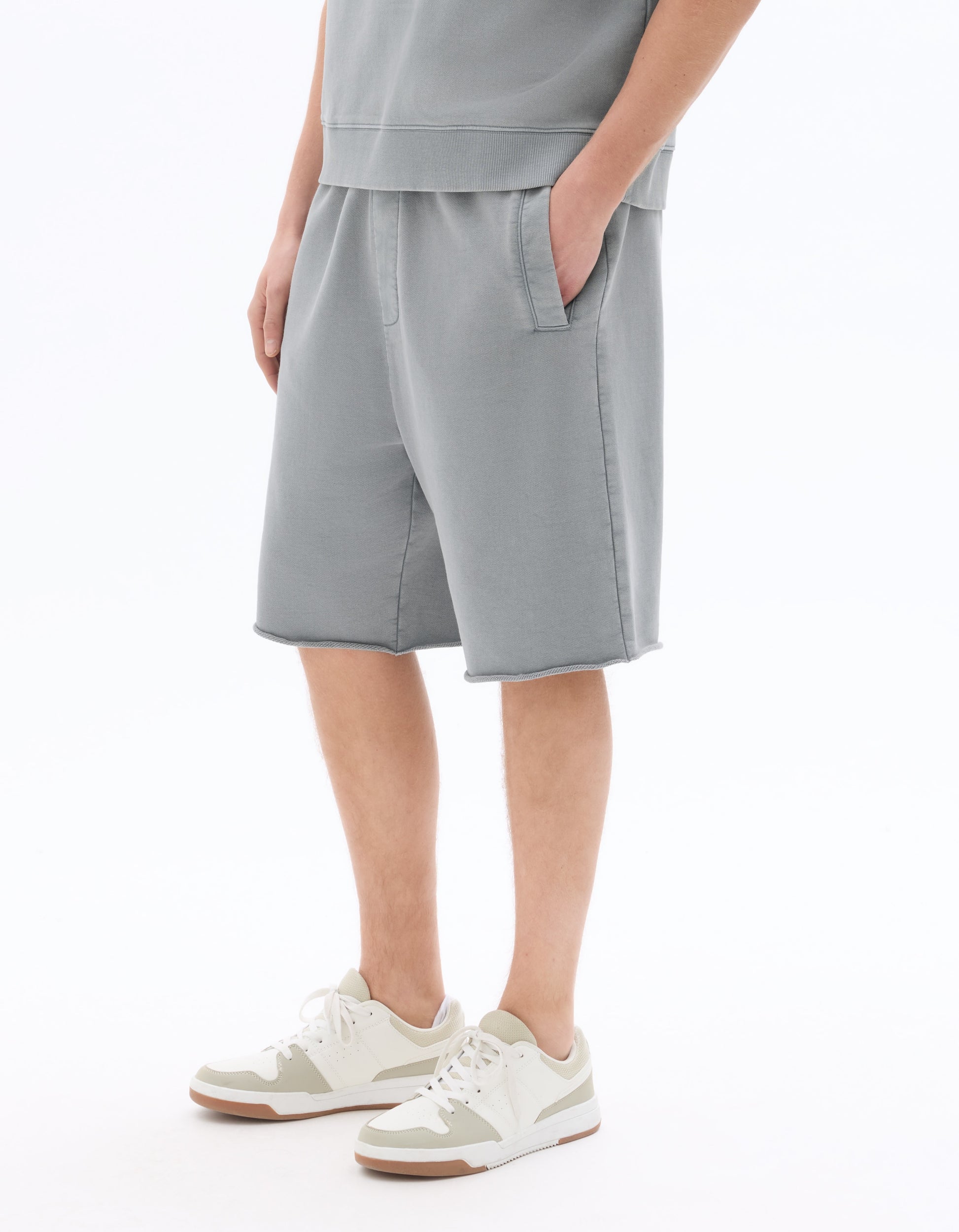 Celio Blue Solid Washed-Effect 100% Cotton Bermuda - Grey