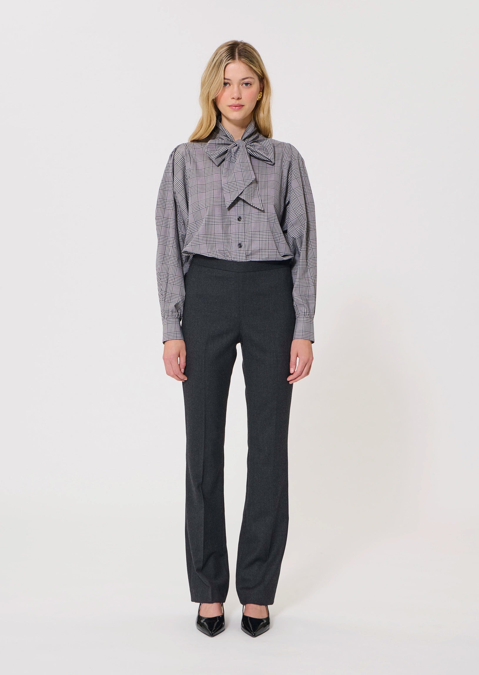 Papillon  mottled grey trousers Tara Jarmon